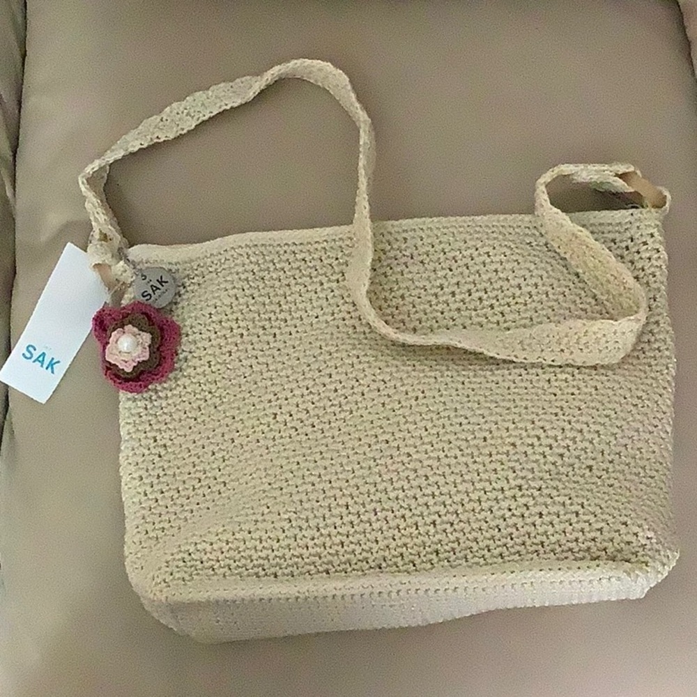 THE SAK Leaf Crochet Shoulder Bag White